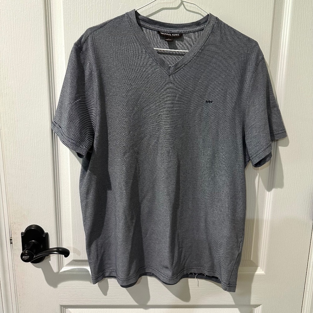 Michael Kors Dark Charcoal Vneck Short Sleeve Shirt Sz L